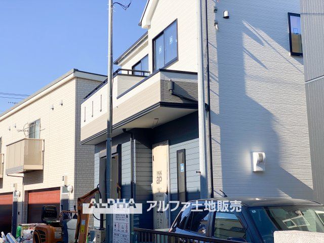 昭島市緑町3丁目　新築戸建の外観|【Cherish the time】
◆君との時間は◆リビングで、食卓で、寝室で、どこにいても楽しめる。居心地の良い空間の中で質のいい安らぎを求めたい。
