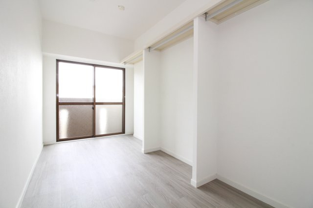 リバブル橋目の洋室