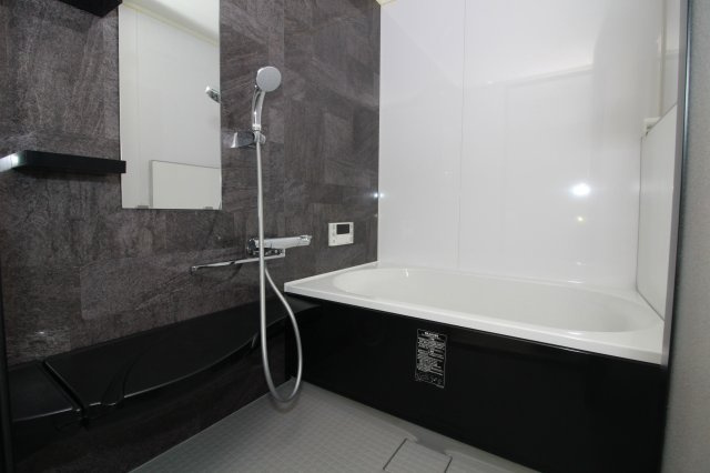 リバブル橋目の浴室