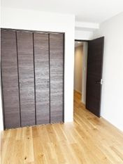 【洋室】 | 南えびな杉久保サンパルク650A街区2号棟 | 主寝室 約6帖