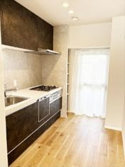 【キッチン】 | 南えびな杉久保サンパルク650A街区2号棟 | 独立型キッチン