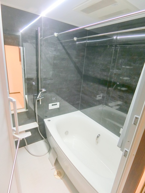 西蒲田スカイハイツの浴室|追い焚き、浴室乾燥機付きお風呂