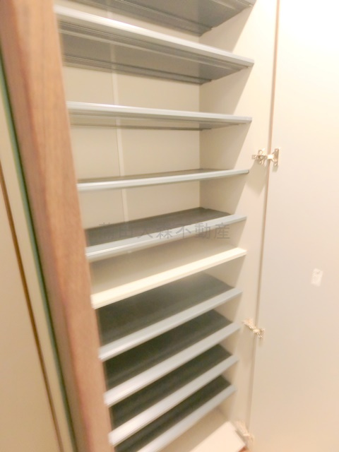西蒲田スカイハイツの収納|玄関収納
