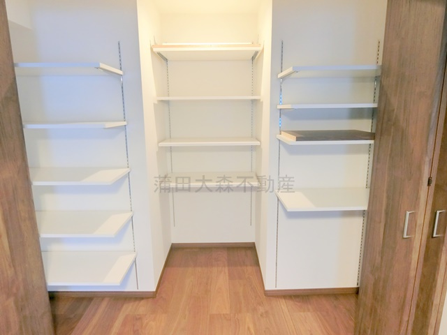 西蒲田スカイハイツの収納|ウォークインクローゼット