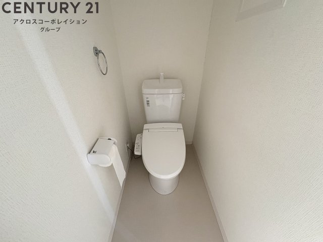 ウォシュレット付きのトイレです♪