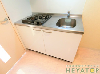 【キッチン】 | ２口ガスシステムキッチン（同仕様写真）