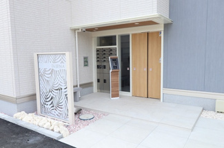 【エントランス】 | D's LIEN (ディ-ズリアン)A