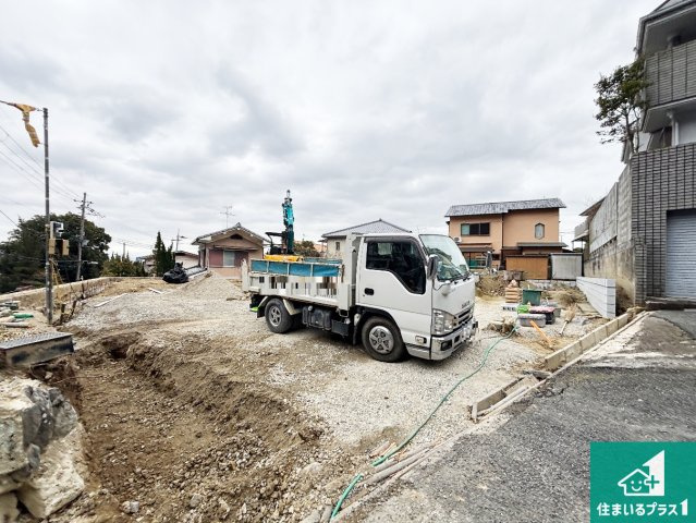 高槻市大和　新築一戸建ての外観|周辺は落ち着いた街並みの住宅地！子育てがしやすい住環境です！まだ未完成ですが、現地でしかわからない事もございます。是非一度ご覧ください。