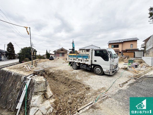 高槻市大和　新築一戸建ての外観|周辺は落ち着いた街並みの住宅地！子育てがしやすい住環境です！まだ未完成ですが、現地でしかわからない事もございます。是非一度ご覧ください。