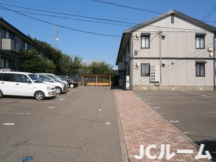 セジュールかきざき Bの駐車場