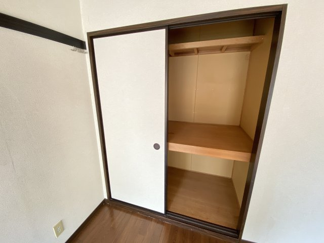 フレグランス左京　Ｂ棟の収納|小物を収納するのに便利です