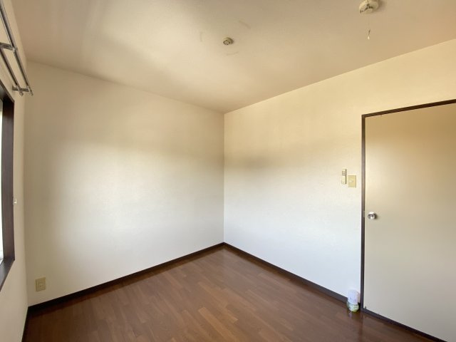 フレグランス左京　Ｂ棟の洋室|コンパクトで使いやすい洋室です