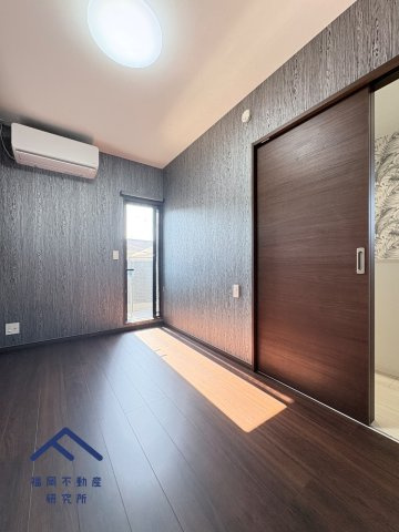 早良区重留４丁目　戸建ての洋室