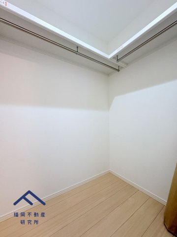 早良区重留４丁目　戸建ての洋室