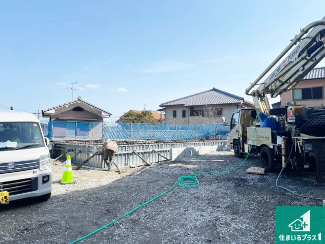 高槻市大和　新築一戸建ての外観|周辺は落ち着いた街並みの住宅地！子育てがしやすい住環境です！まだ未完成ですが、現地でしかわからない事もございます。是非一度ご覧ください。