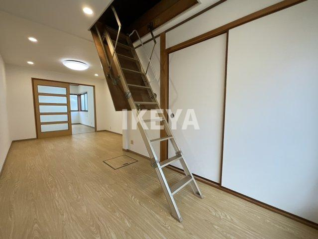 中津3貸家の内装