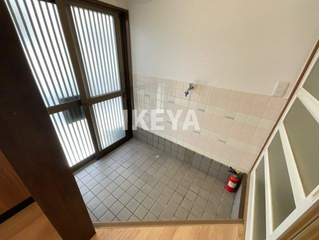 中津3貸家の玄関