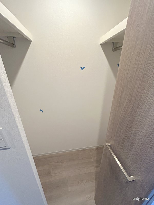 ファーストフィオーレ江坂ラディール　仲介手数料無料の収納