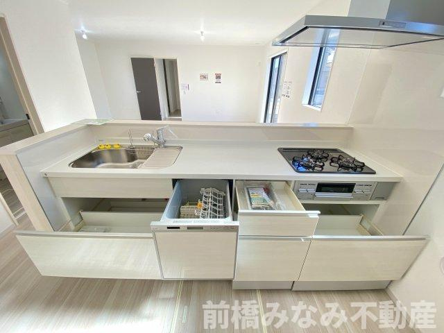 前橋市前箱田町1期　１号棟(全２棟)　アーバンスタイル　新築建売分譲のキッチン|キッチンでお料理をお楽しみください