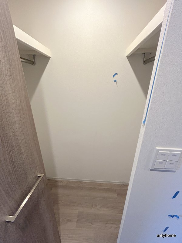 ファーストフィオーレ江坂ラディール　仲介手数料無料の収納