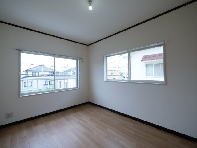 エントピア当新田Cの洋室