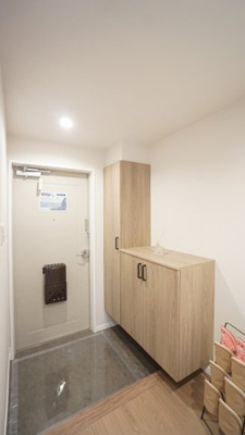 【玄関】 | 古江西町パークマンション | 大容量のシューズ収納付き玄関