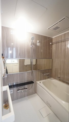 【浴室】 | 古江西町パークマンション | 最新設備の浴室でゆったり入浴