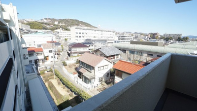 【展望】 | 古江西町パークマンション | ５０５号室、玄関からの眺めも良好