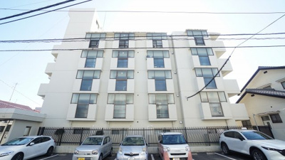 【外観】 | 古江西町パークマンション | ２０２５年１０月にリノベーション完了
水回り、建具、クロス、フローリングを新規更新、交換済み３ＬＤＫマンション