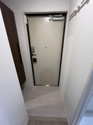 【玄関】 | ハピネス ミノリ | 収納もある玄関です