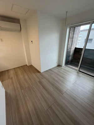 【居間・リビング】 | ハピネス ミノリ | ゆったりとしたリビングです