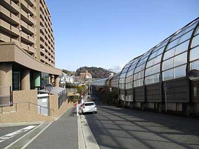 【周辺】 | クレアガーデン高須A棟 | 前面道路含む外観