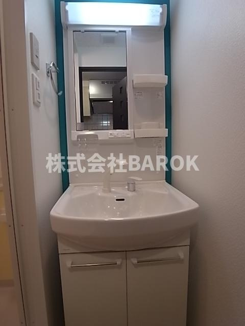 ORIENT №88マリナゲートサンズの独立洗面台