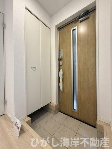 平塚市田村8丁目　新築戸建　全2棟の玄関|玄関