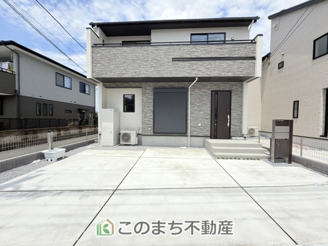 ブルーミングガーデン宇都宮市雀の宮6丁目の駐車場|お車並列３台可能です！※車種によります
