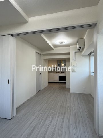 ディームス大手町ノースの居間・リビング