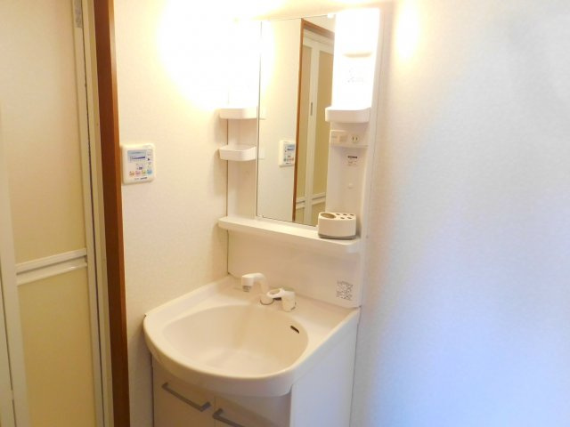 アンプルールフェールハンナハンナの洗面所