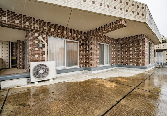 【バルコニー】