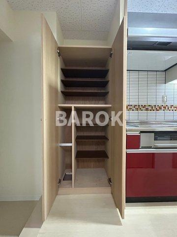 ORIENT №102の玄関