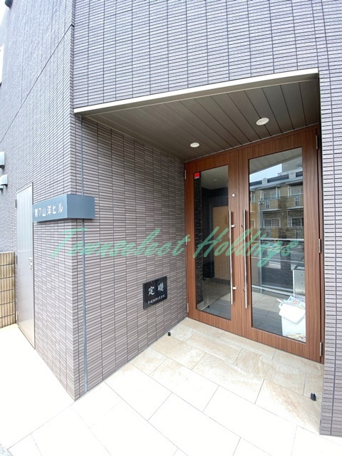 横浜市戸塚区矢部町の賃貸マンションのエントランス