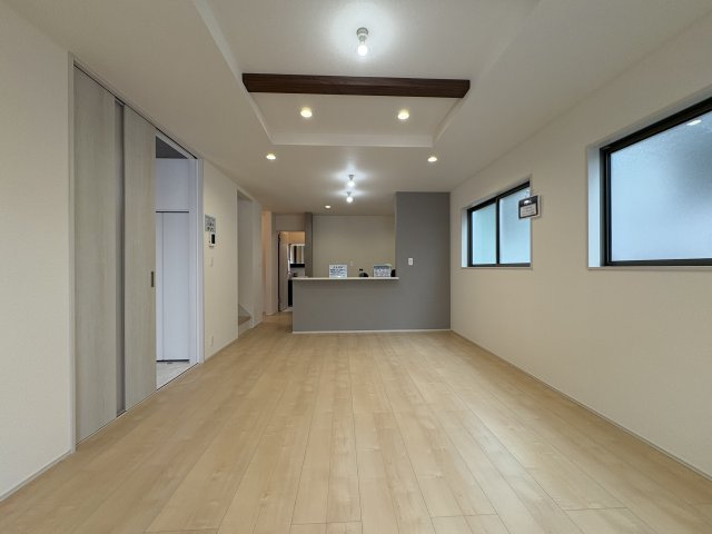 ＜全２棟＞長期優良住宅／瀬谷区東野台の居間・リビング