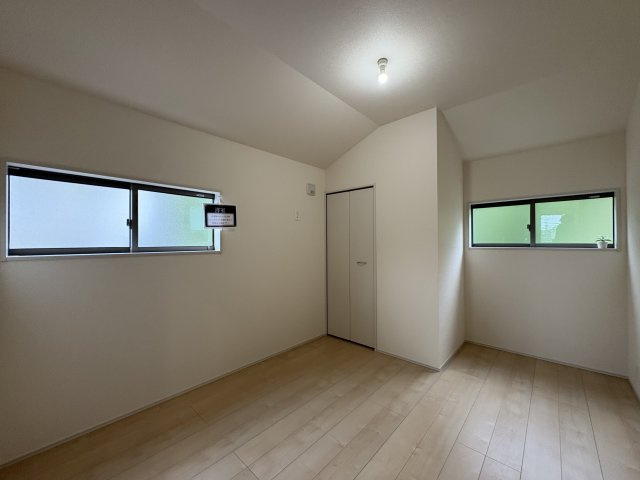 ＜全２棟＞長期優良住宅／瀬谷区東野台の洋室