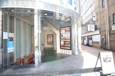 【エントランス】 | ホワイトローズビル