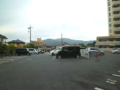 【駐車場】 | ペルル中山南参番館