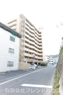 【周辺】 | サンシティ古江 | 前面道路含む外観