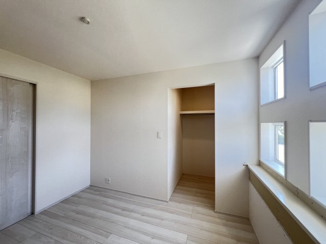 桜井市大福　全４棟の洋室|個人の部屋や寝室として使える洋室です　WIC付き