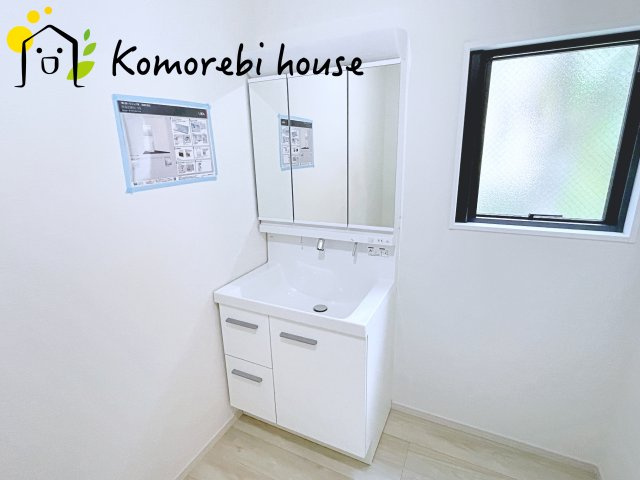 さいたま市北区日進町　1期　新築一戸建て　FiT-A　01の独立洗面台|独立洗面台で身支度をすべて済ませてしまいましょう