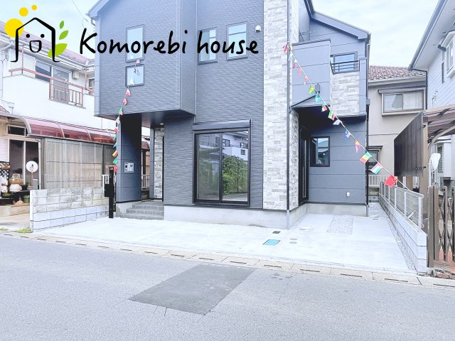 さいたま市北区日進町　1期　新築一戸建て　FiT-A　01の駐車場|車をお持ちの方に嬉しい駐車場付きの物件です