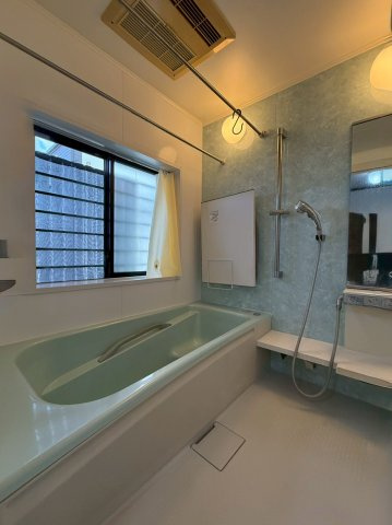 上田東町　戸建の浴室