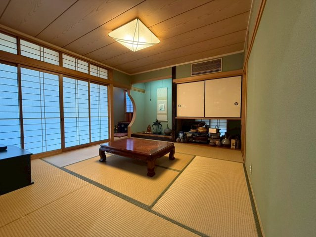 上田東町　戸建の和室